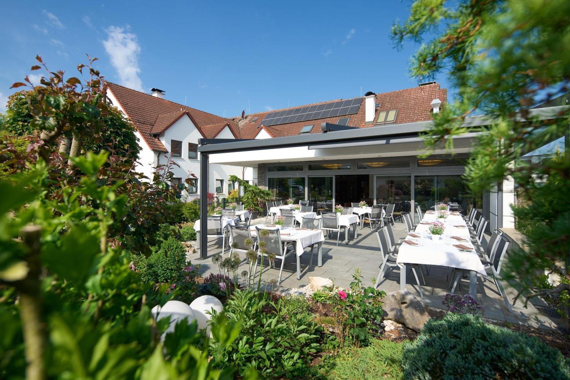 Hotel Staffler Odelzhausen Exteriör bild